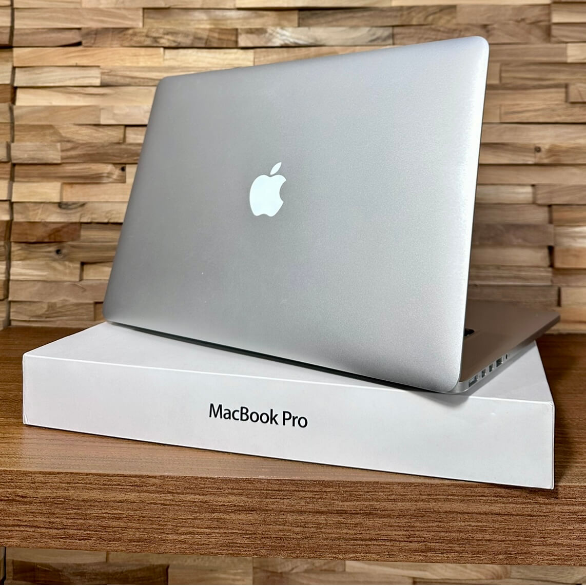 MacBook Pro 15¨ Retina, i7, rok 2013, 16GB RAM, 1TB SSD