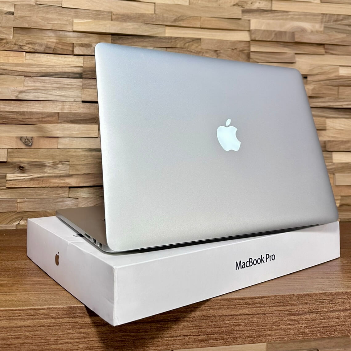 MacBook Pro 15¨ Retina, i7, rok 2013, 16GB RAM, 1TB SSD